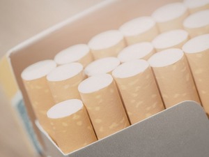 Sigara fiyatlarına bir zam daha! Philip Morris grubu fiyatlarını g&uuml;ncelledi