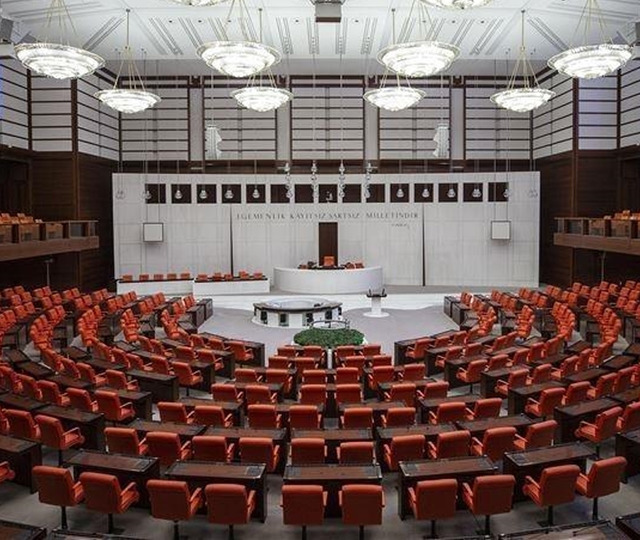 Ekonomiyi etkileyecek d&uuml;zenlemeler TBMM'de! 