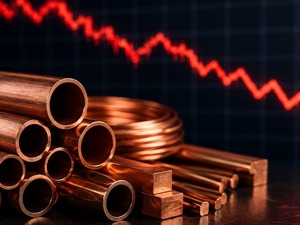 Dev bankalar y&uuml;kseliş bekliyordu! Kırmızı metalde d&uuml;ş&uuml;ş derinleşiyor