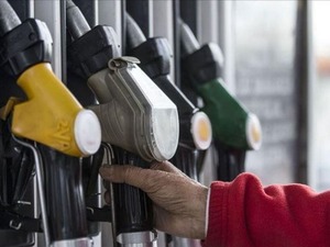 Akaryakıtta tabela değişiyor: İndirim geliyor
