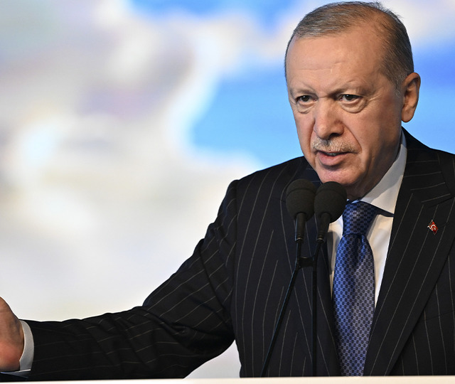Cumhurbaşkanı Erdoğan a&ccedil;ıkladı! "8 ayda başarıyla tamamladık"