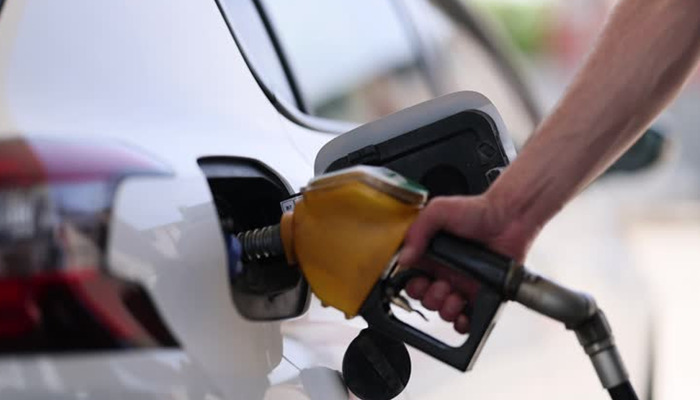 Motorine bir indirim daha! 3 g&uuml;nde 2 TL'yi aşan d&uuml;ş&uuml;ş
