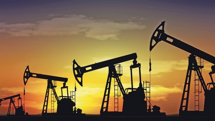 Barış masası kuruldu, petrol fiyatları geri &ccedil;ekildi