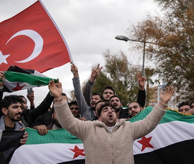 T&uuml;rkiye&rsquo;deki Suriyeli sayısı a&ccedil;ıklandı