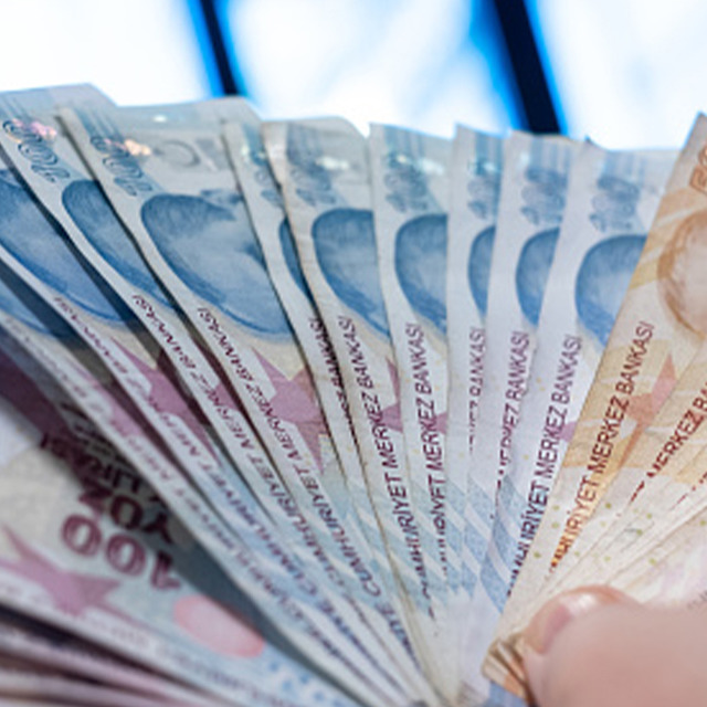 Alman bankacılık devinden faiz indirimi i&ccedil;in uyarı! 'Koşullar uygun değil'