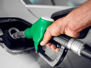 Akaryakıta b&uuml;y&uuml;k zam geliyor! Benzin, motorin ve LPG'de fiyat değişecek