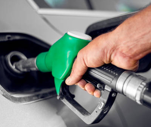 Akaryakıta b&uuml;y&uuml;k zam geliyor! Benzin, motorin ve LPG'de fiyatlar değişecek