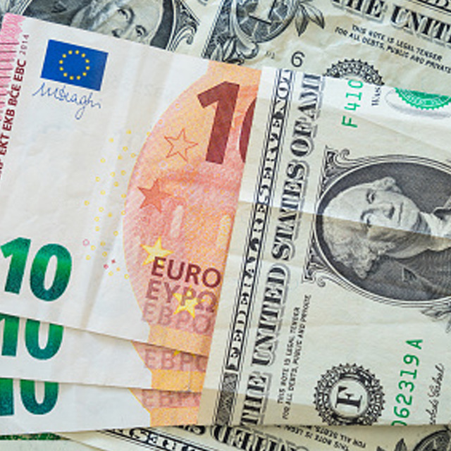 D&ouml;viz alacaklar dikkat! Dolar ve Euro'da son fiyatlar