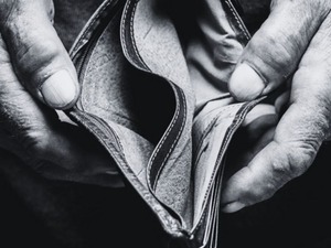 KAMU-AR'ın raporu ortaya &ccedil;ıktı: Yoksulluk sınırı asgari &uuml;creti 88 bin lira aştı!