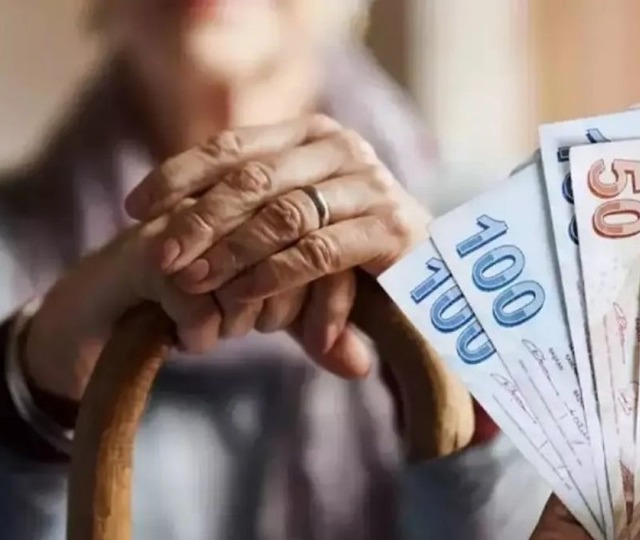 En d&uuml;ş&uuml;k emekli maaşı i&ccedil;in kritik adım! Teklif Meclis'e sunuldu