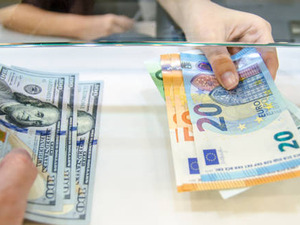 Haftanın son g&uuml;n&uuml;nde dolar ve euro ne kadar? G&uuml;ncel fiyatlar