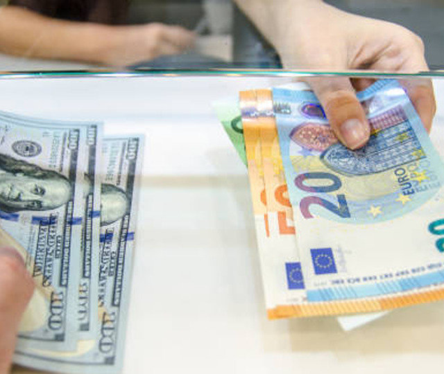 Haftanın son g&uuml;n&uuml;nde dolar ve euro ne kadar? G&uuml;ncel fiyatlar
