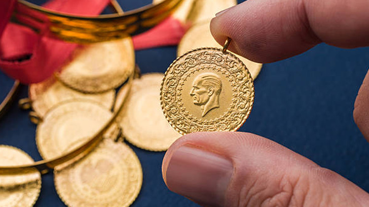 &Ccedil;eyrek altın fiyatları! Altında g&uuml;ncel rakamlar 5 Temmuz 2026