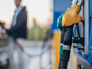 Motorinde 2 g&uuml;nde 2,09 TL zam! İl il g&uuml;ncel akaryakıt fiyatları