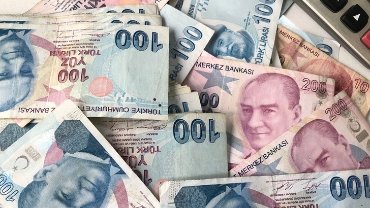 Milyonlarca memuru ilgilendiren karar! Zam ve tazminat esasları değişti