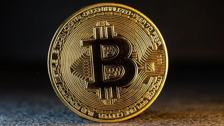 Bitcoin 62 bin dolara geriledi! Rekorun %50 altında işlem g&ouml;r&uuml;yor