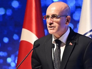 Bakan Şimşek: "&Uuml;retim kapasitemizi, rekabet g&uuml;c&uuml;m&uuml;z&uuml; desteklemeye devam edeceğiz"