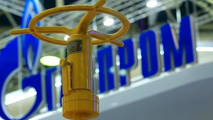 Gazprom hisseleri 17 yılın dibine indi! Proje iddiası satış getirdi