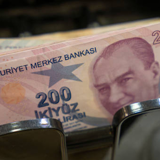Bug&uuml;n temett&uuml; veren hissede fiyat değişti