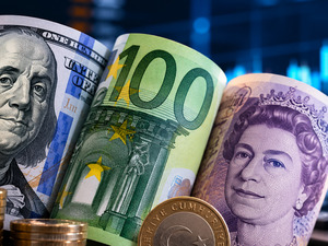 Danske Bank a&ccedil;ıkladı! Dolar 55,50 TL, euro 62,20 TL olabilir