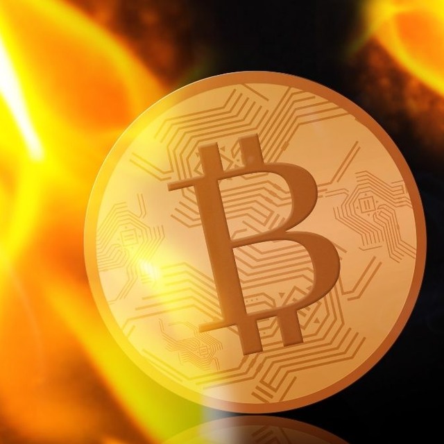 BTC tarihi zirvenin &ccedil;ok gerisinde! Eski kabus yeniden mi yaşanacak?