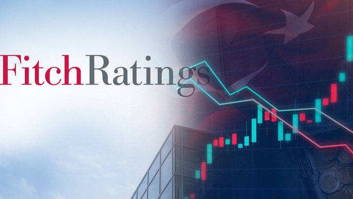 Fitch'ten T&uuml;rkiye kararı! Kredi notunu korudu, b&uuml;y&uuml;me tahminini paylaştı