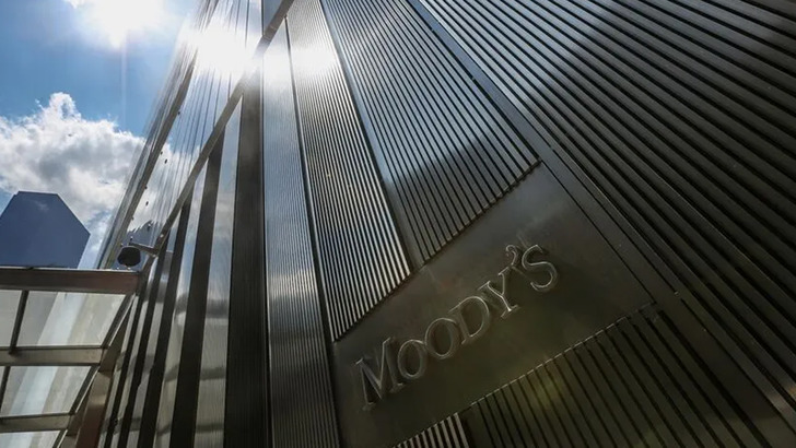 Moody's 6 b&uuml;y&uuml;k T&uuml;rk bankasının kredi notunu a&ccedil;ıkladı!