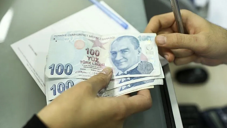 Emeklilerin beklediği &ouml;deme i&ccedil;in tarih a&ccedil;ıklandı!