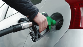 Motorine 2,95 TL indirim beklentisi! Gözler saat 16.00'da