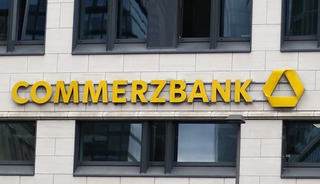 Commerzbank'tan &ccedil;arpıcı T&uuml;rk bankacılığı raporu! TL i&ccedil;in risk uyarısı 