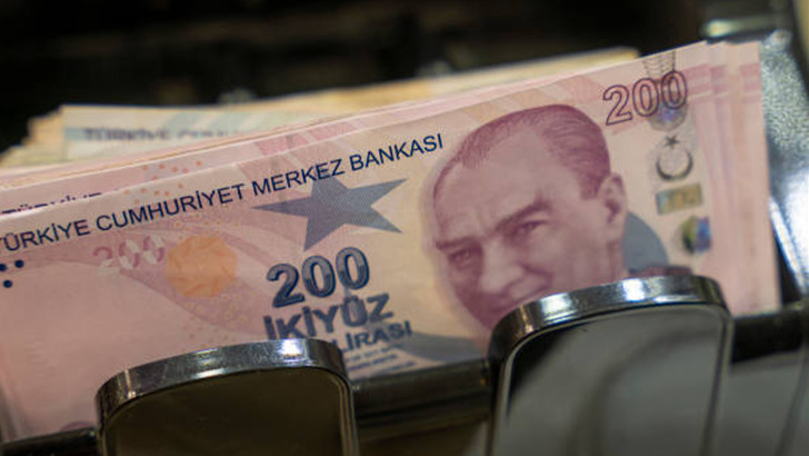 SGK duyurdu! Emekli maaşı farkları bu tarihte hesaplara yatacak