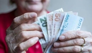 Milyonlarca emekliyi ilgilendiriyor! Maaş farkı o tarihte hesaplarda
