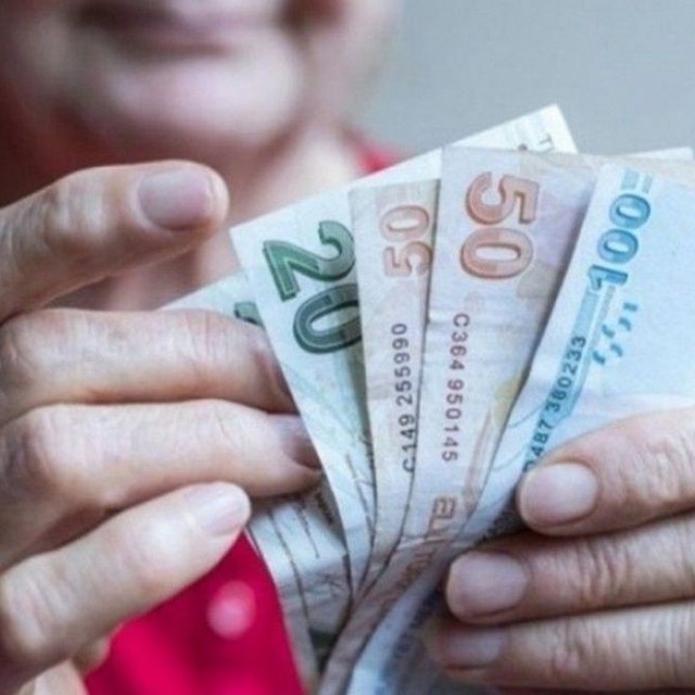 Milyonlarca emekliyi ilgilendiriyor! Maaş farkı o tarihte hesaplarda