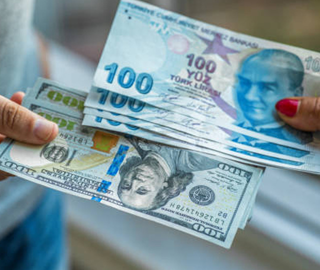 D&ouml;viz alırken dikkat! Dolar yıl sonunda 48 TL'yi g&ouml;rebilir 