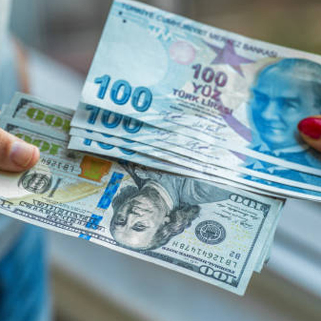 D&ouml;viz alırken dikkat! Dolar yıl sonunda 48 TL'yi g&ouml;rebilir 
