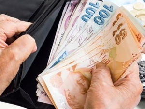 Emeklilere ağustos jesti: Promosyon tutarları y&uuml;kseldi