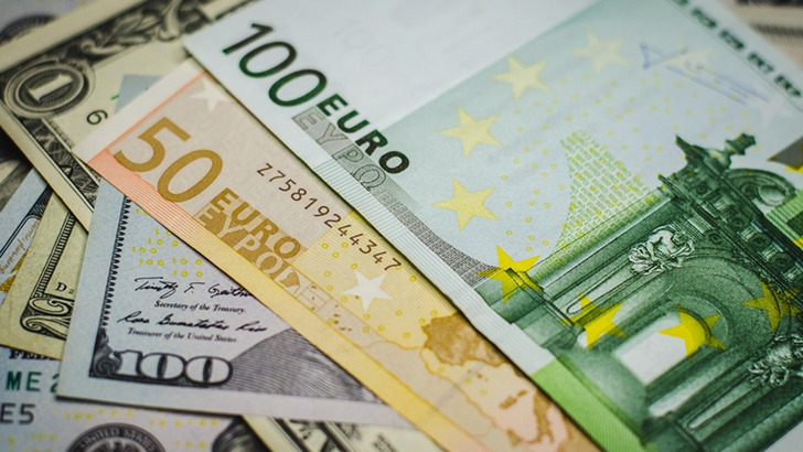 Dolar ve euro bug&uuml;n ne kadar? 12 Ağustos 2026 g&uuml;ncel d&ouml;viz fiyatları