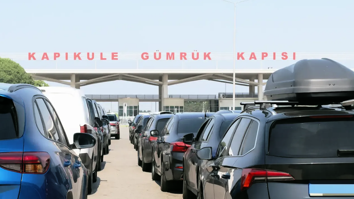 Gurbet&ccedil;ilerin ara&ccedil;larına yeni d&uuml;zenleme: Emeklilik şartları değişti