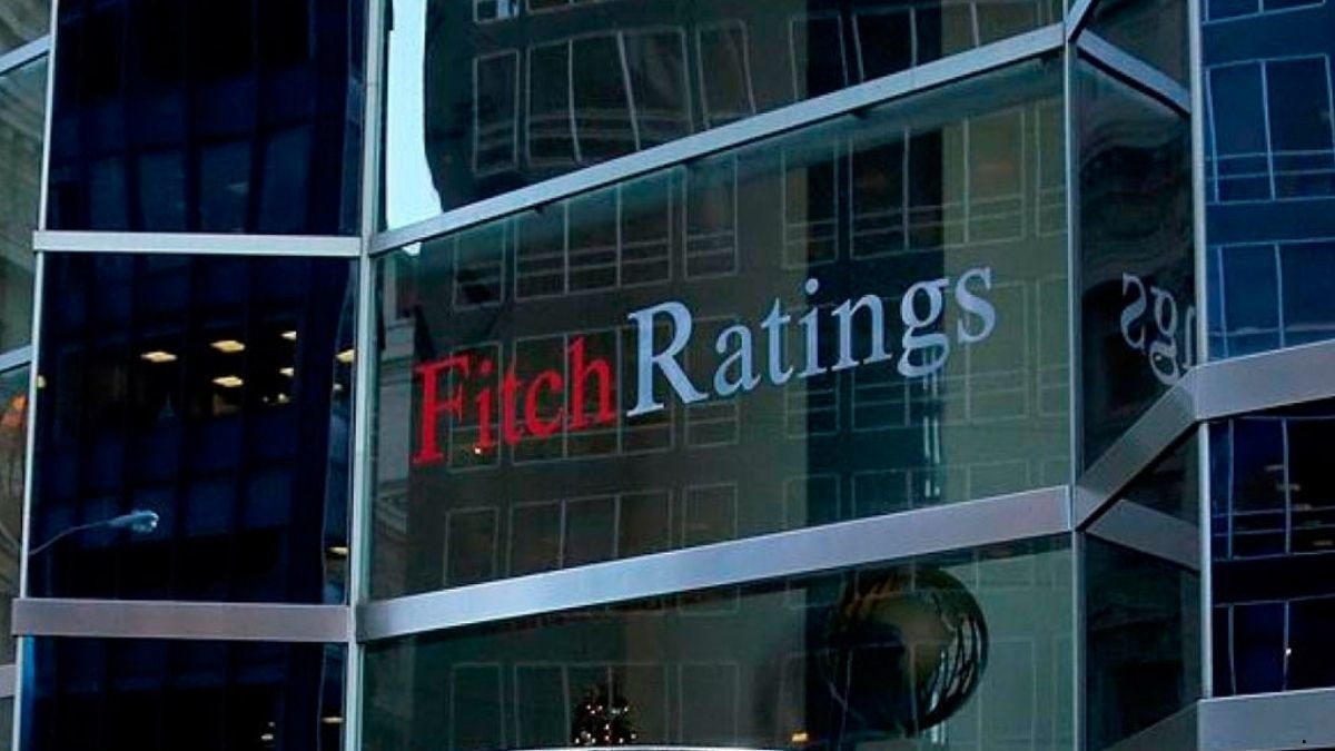 Fitch’ten İngiltere kararı! Kredi notu “AA-” olarak korundu, Görsel 1