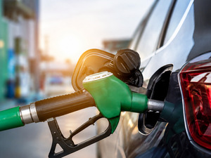 Benzin ve motorin ne kadar? 50 litrelik depo 4 bin TL'yi aştı