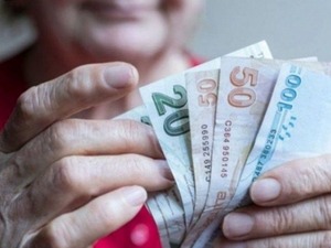 Milyonlarca emekliyi ilgilendiriyor! Maaşlara yeni d&uuml;zenleme sinyali