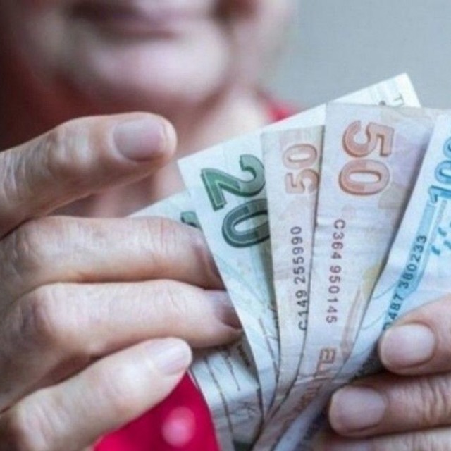 Milyonlarca emekliyi ilgilendiriyor! Maaşlara yeni d&uuml;zenleme sinyali