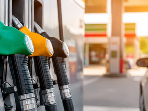 Motorinden sonra benzine de zam geliyor! 23 Ağustos g&uuml;ncel akaryakıt fiyatları