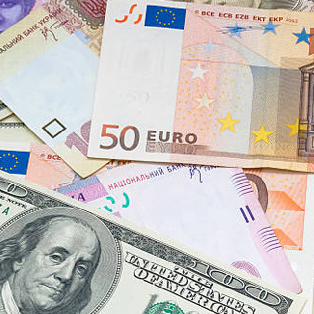 Dolar ve euro g&uuml;ne nasıl başladı? 25 Ağustos g&uuml;ncel fiyatlar