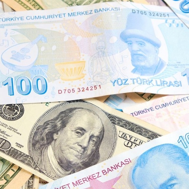 Anket sonu&ccedil;landı: Dolar/ TL beklentisi 62,1 TL'ye y&uuml;kseldi