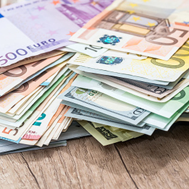 Dolar bug&uuml;n ka&ccedil; lira? Euro ne kadar? 27 Ağustos g&uuml;ncel d&ouml;viz kurları
