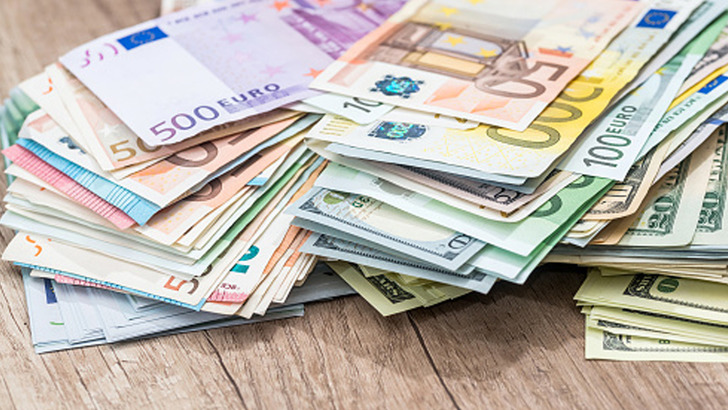 Dolar bug&uuml;n ka&ccedil; lira? Euro ne kadar? 27 Ağustos g&uuml;ncel d&ouml;viz kurları
