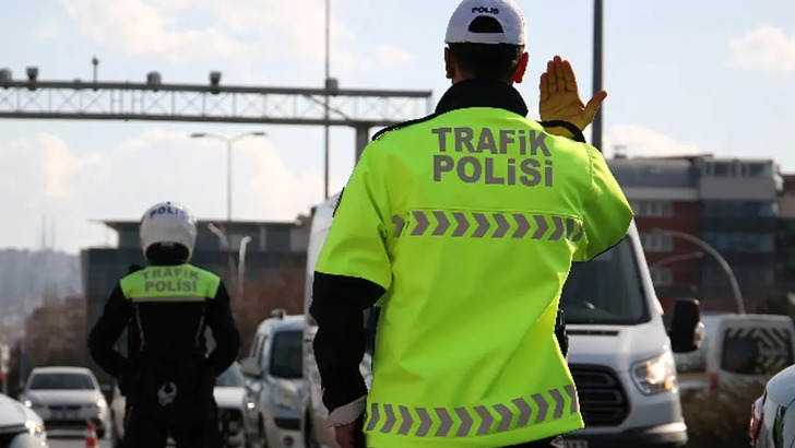 30 Ağustos'ta hangi yollar kapalı? İstanbul ve Ankara'da trafiğe kapatılan yollar