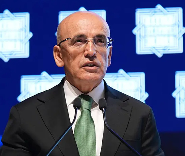 Şimşek'ten b&uuml;y&uuml;me sonrası ilk mesaj! "Kademeli olarak artacak"