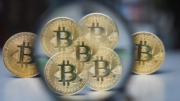 Bitcoin 77 bin dolara tutundu! Piyasalardaki d&uuml;ş&uuml;ş&uuml; es ge&ccedil;ti